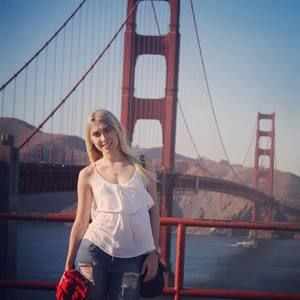 Meet your Posher, Sabrina